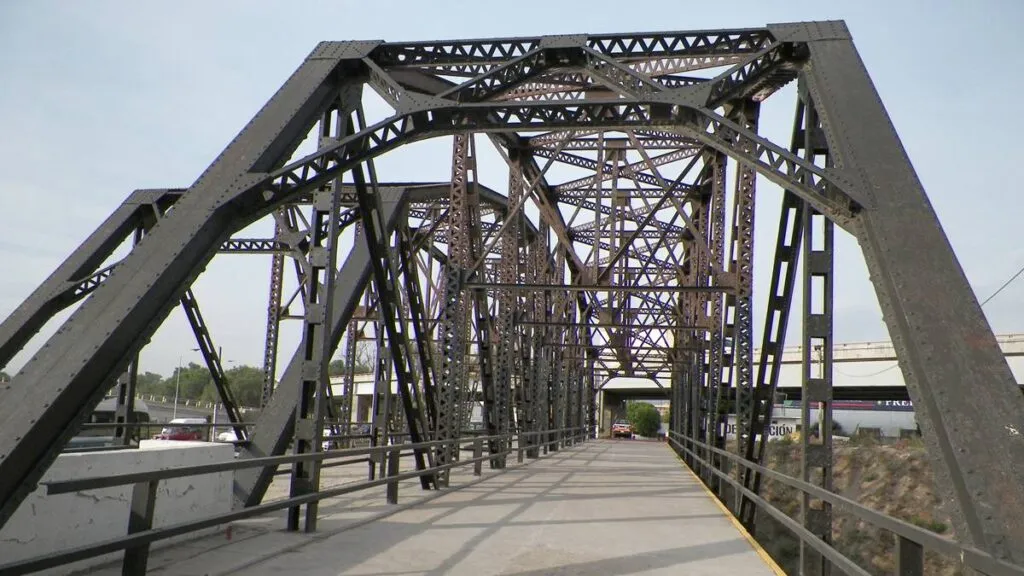 Mitos y leyendas del Puente de Fierro de Ecatepec