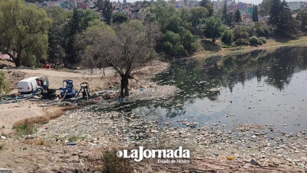 Naucalpan: Más de 3 mil personas beneficiadas por trabajos de desazolve en la Presa Los Cuartos