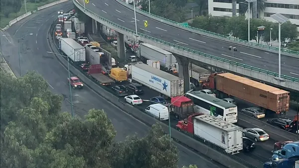 Se exhorta a las personas usuarias a tomar precauciones y considerar rutas alternas para evitar mayores contratiempos.