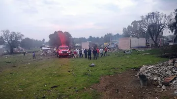 Suman dos las víctimas mortales por explosión de pirotécnica de Tultepec