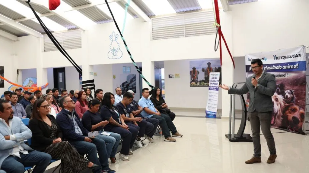 Huixquilucan impulsa acciones para erradicar el maltrato animal