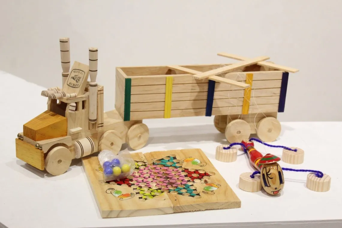 IIFAEM celebra El día de la niñez con venta artesanal