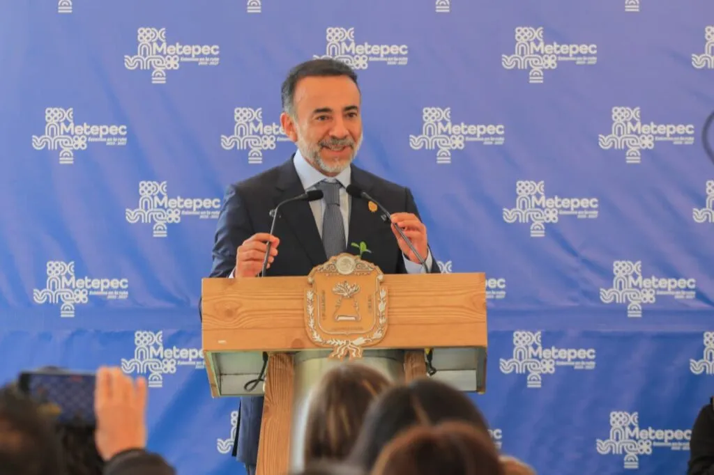 Enorgullece a vecinos de Metepec obras viales