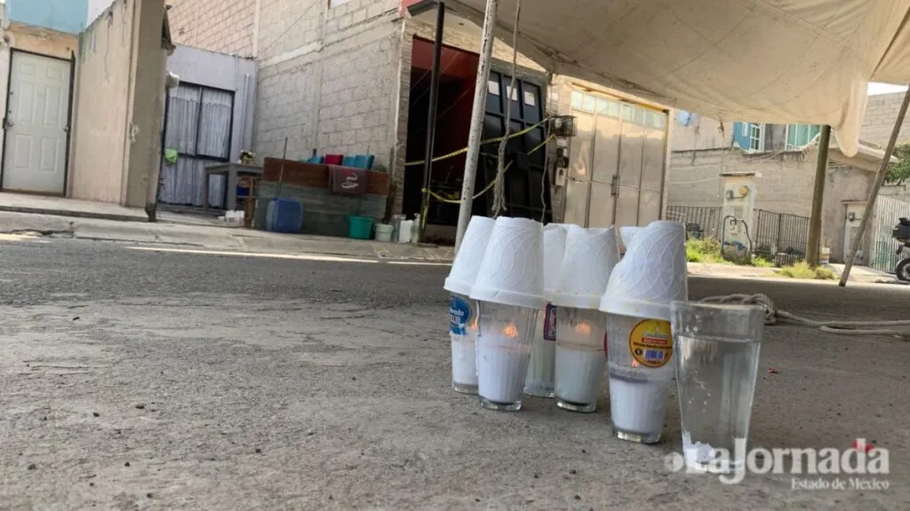 Vecinos de Acolman exigen captura de supuesto youtuber que asesinó a tres personas