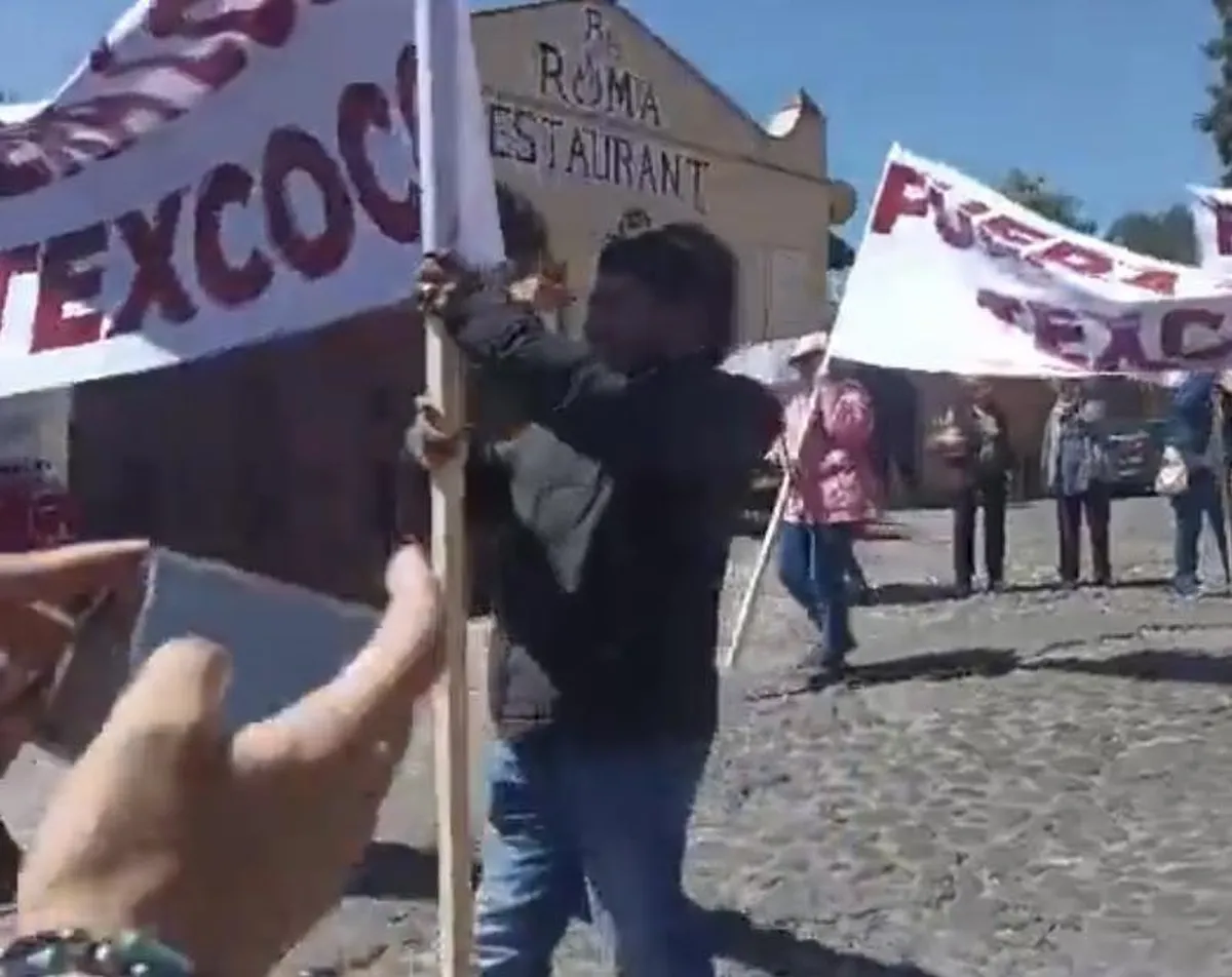 Pobladores exigen la destitución de la alcaldesa en El Oro