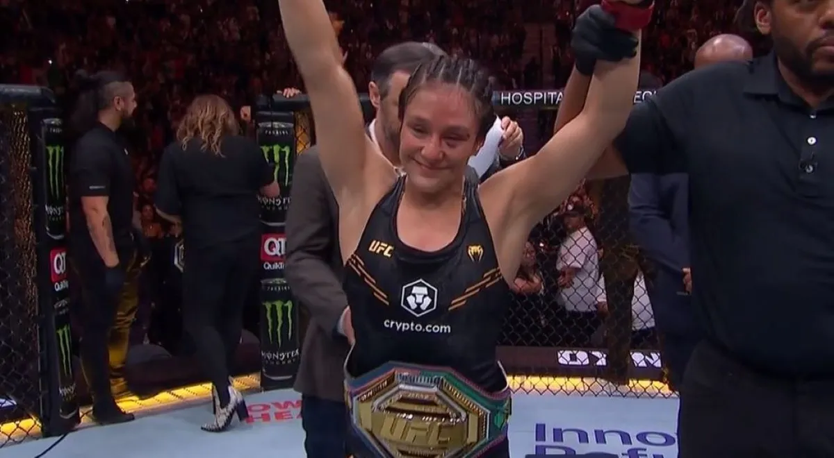 Foto de Alexa Grasso, campeona mexicana de la UFC que retuvo su título contra Valentina Shevchenko.