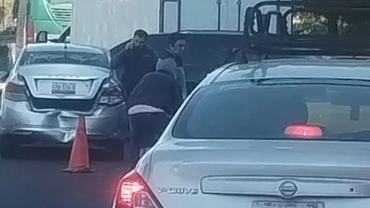 Accidente en la Toluca-México provoca tráfico intenso