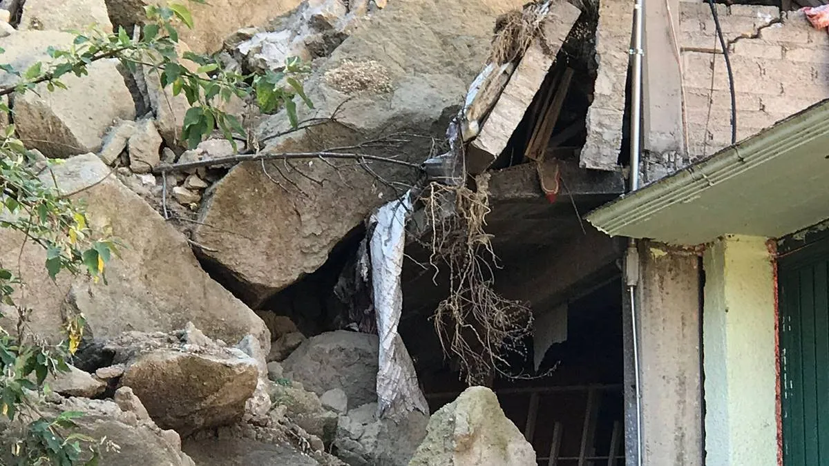 Naucalpan: Alarma a vecinos ruidos en el subsuelo