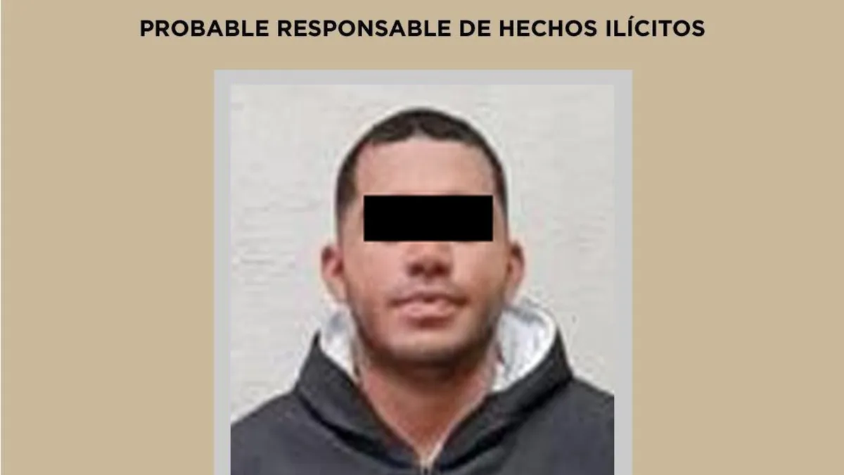 Durante la detención, se aseguraron una motocicleta en la que se transportaba y dos teléfonos celulares.