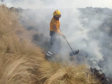 Continúa incendio en el Iztaccíhuatl