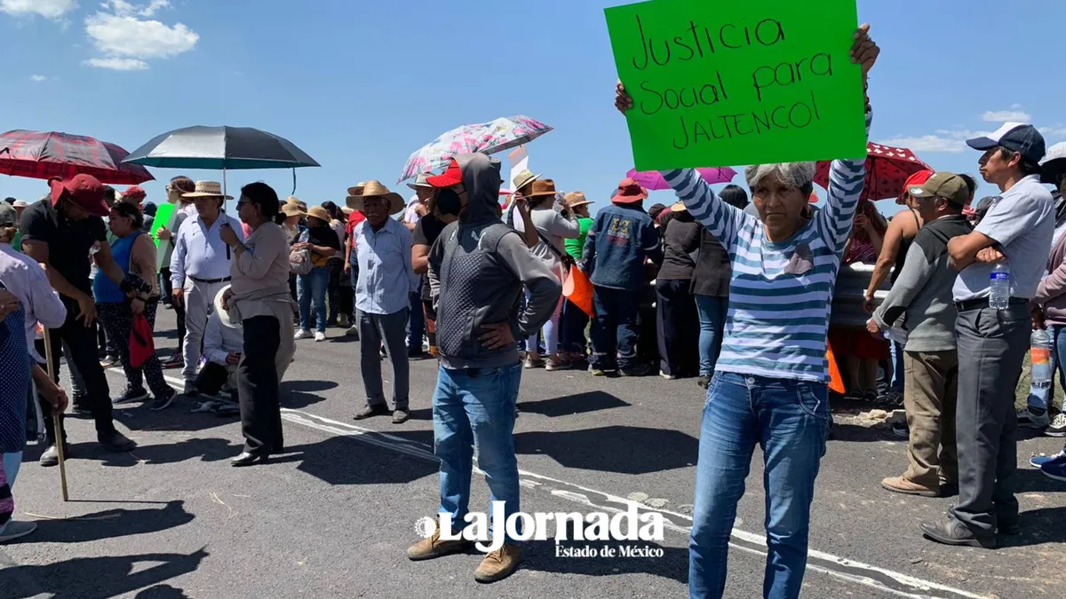 Jaltenco retira bloqueo en Circuito Exterior Mexiquense, pero sin acuerdos