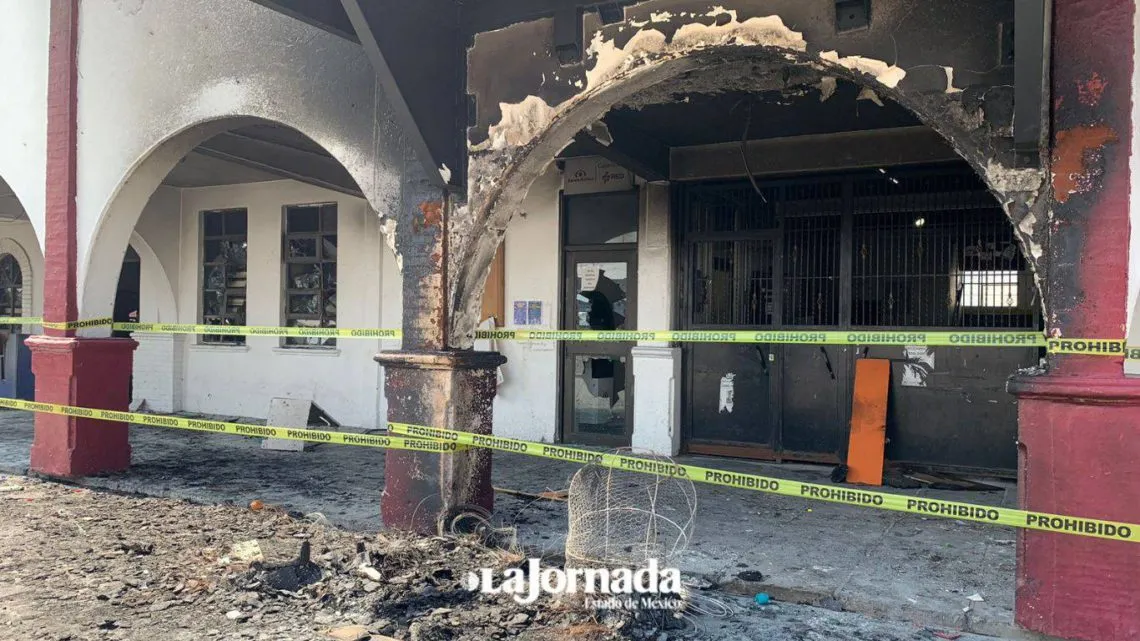Nextlalpan: Resguardan Palacio Municipal tras disturbios
