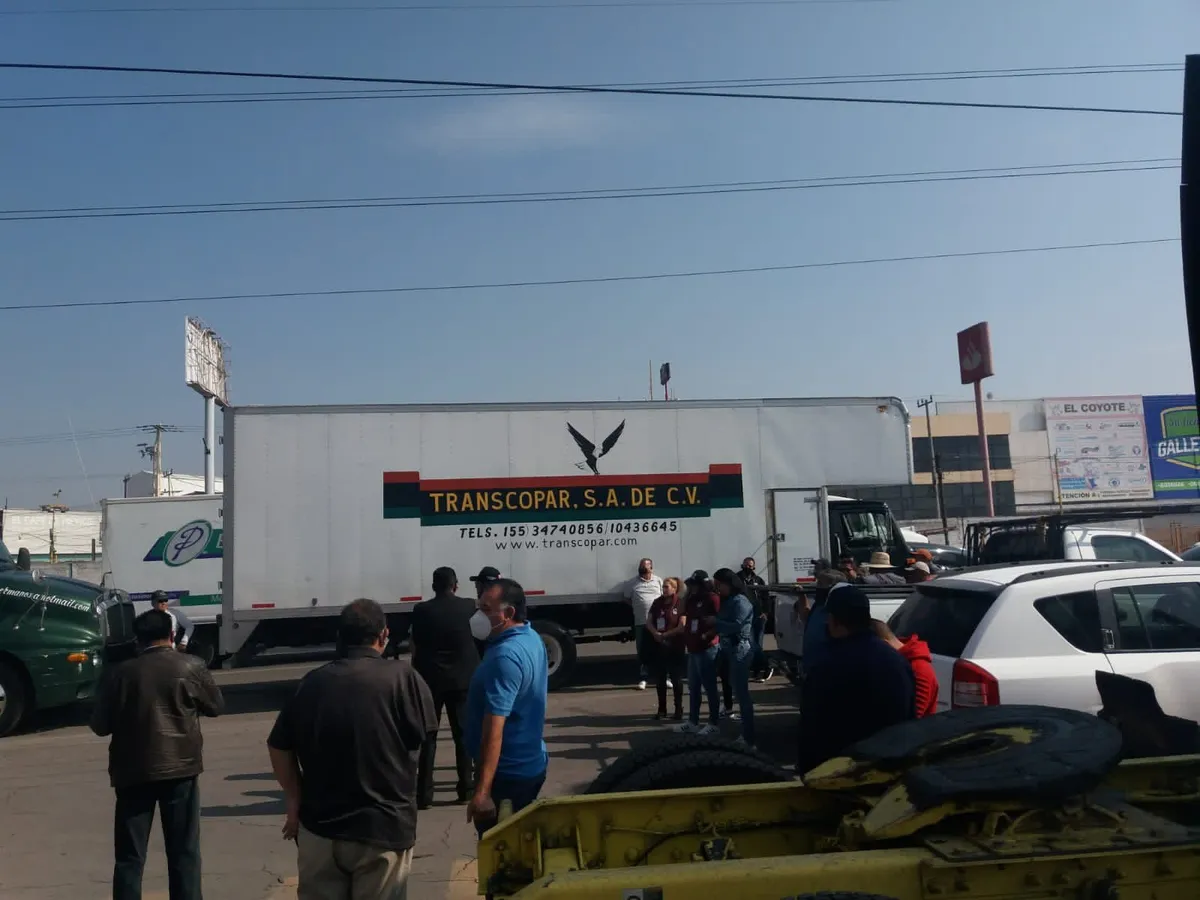 Este bloqueo se suma a una serie de protestas que ha realizado la organización en contra de presuntos abusos