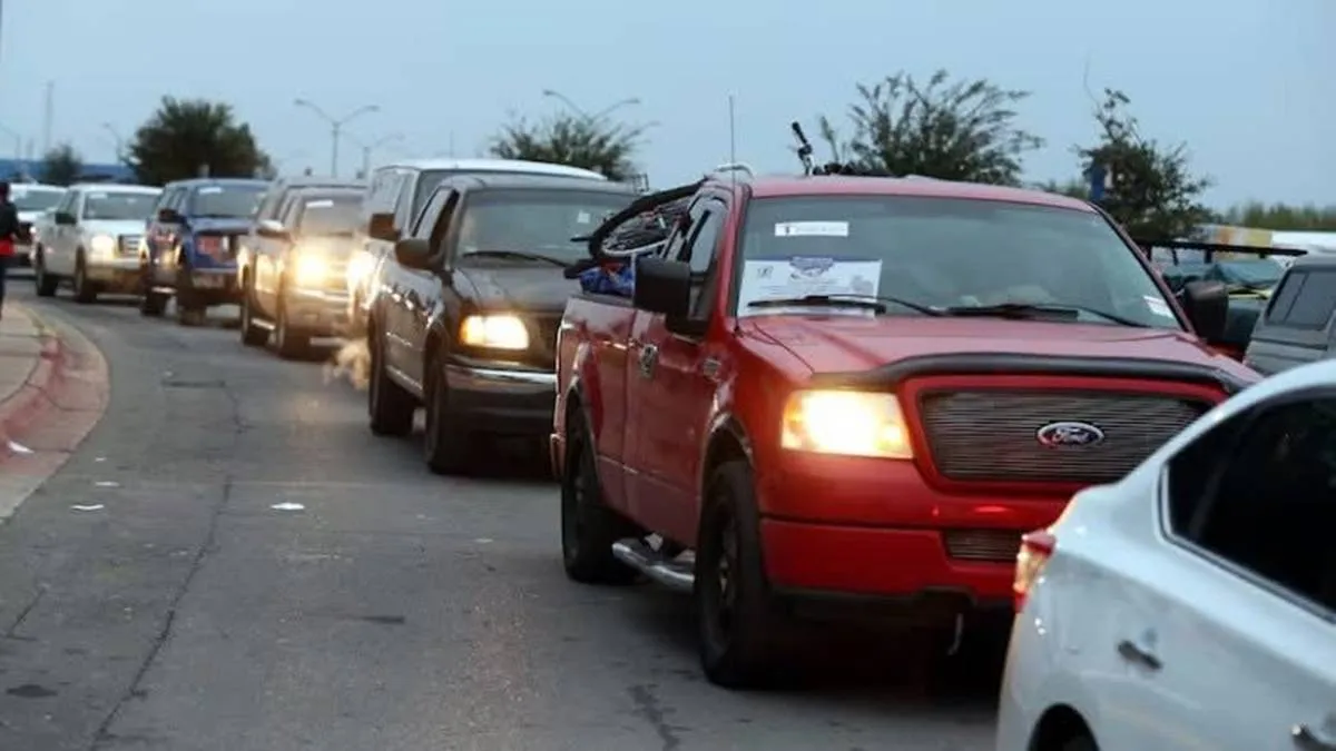 Caravana migrante busca apoyo de autoridades en su recorrido