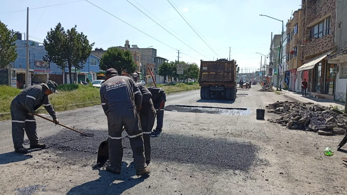 Toluca continúa con la rehabilitación de calles, suman más de 22 mil baches reparados