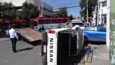 camioneta causa accidente