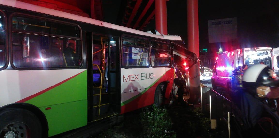 accidente de mexibús deja 10 heridos