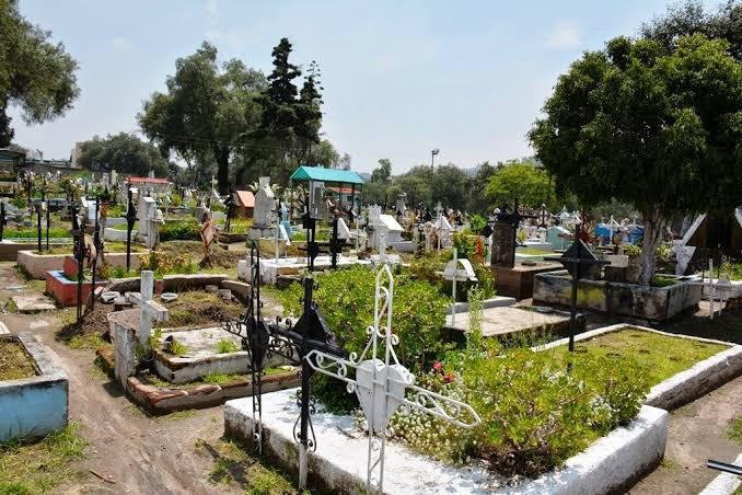 panteones en día de muertos