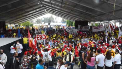 Cientos de personas congregadas en cierre de campañas