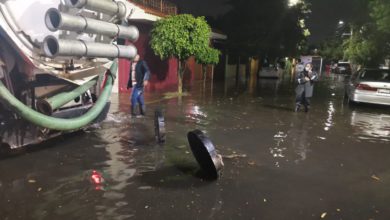 la intensa precipitación rebasó la capacidad de desalojo de cárcamos, dejando severos encharcamientos en vialidades de comunidades como San Lorenzo, entre otras