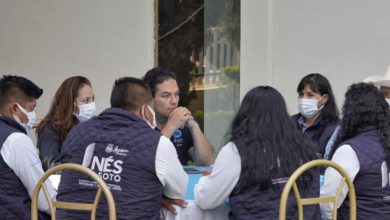 Enrique Vargas en reunión con miembros del PAN