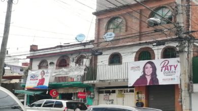 Propoganda contaminación visual en Ciudad Satélite