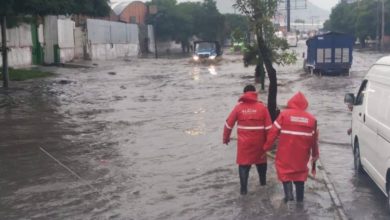 una mujer fue arrastrada por la corriente