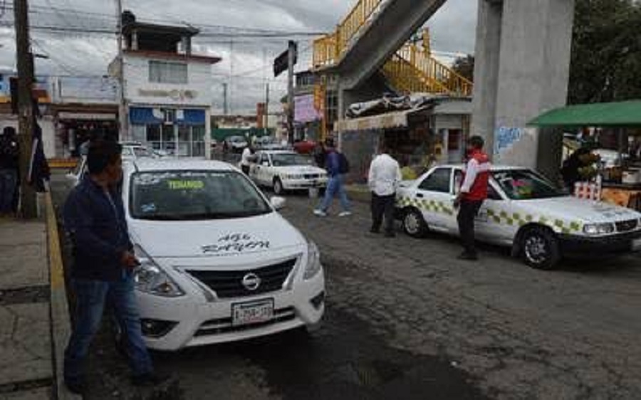 Los taxis y vehículos irregulares no siguen las normas de sanidad