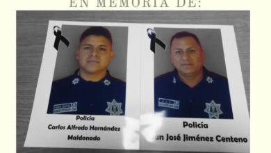 policías