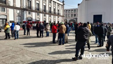 bloquean calles de Toluca