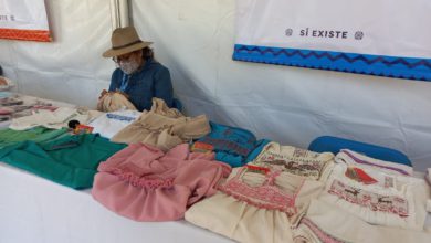 venta de artesanías en el AIFA