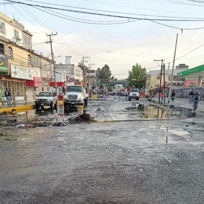 Reportan fuertes lluvias en Valle de Toluca con saldo blanco