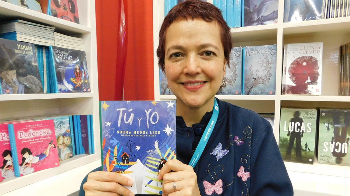 Tu y yo”, el nuevo libro de Norma Muñoz Ledo