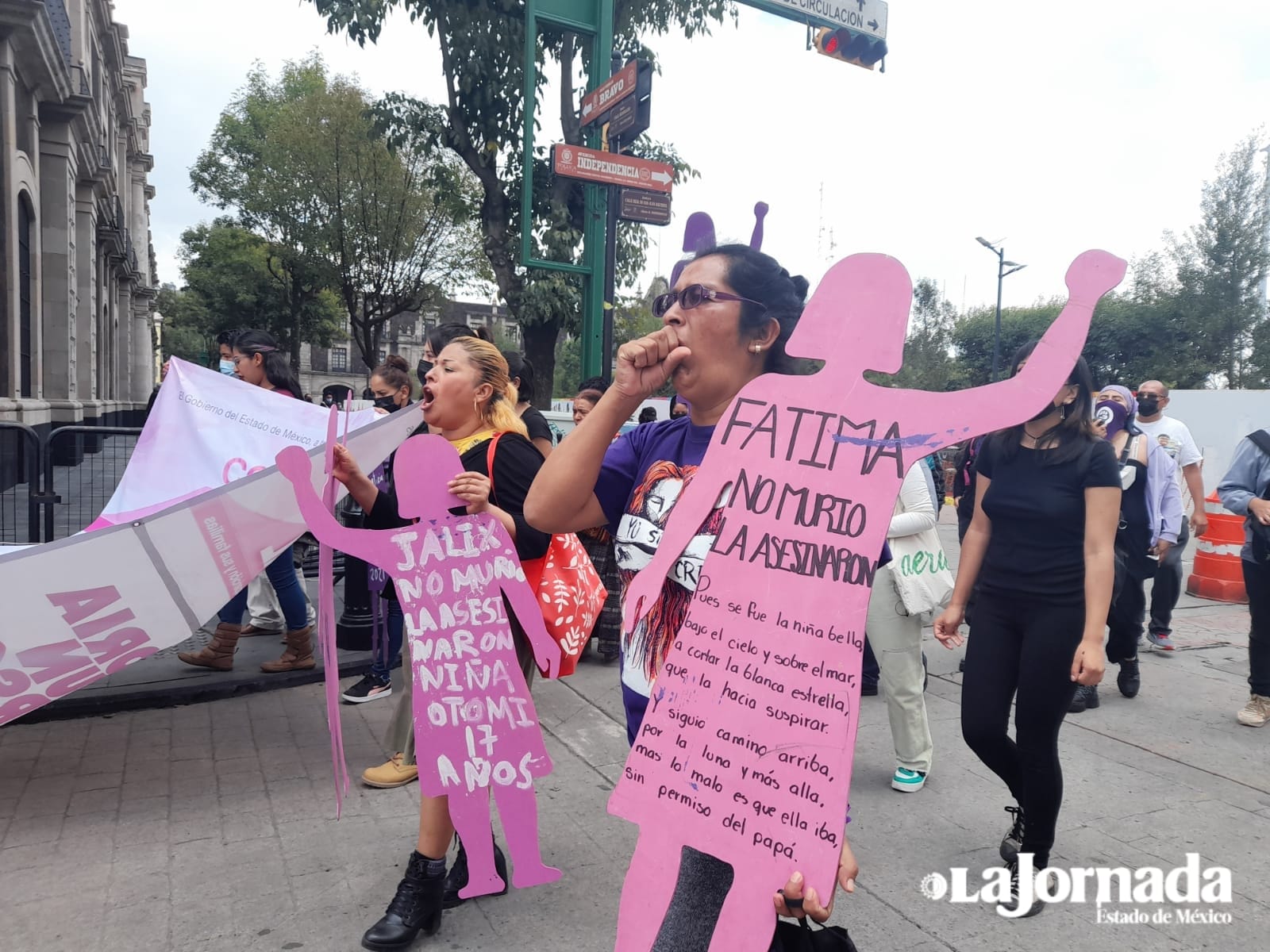 Familiares de víctimas de femincidio rechazan concurso de memoriales