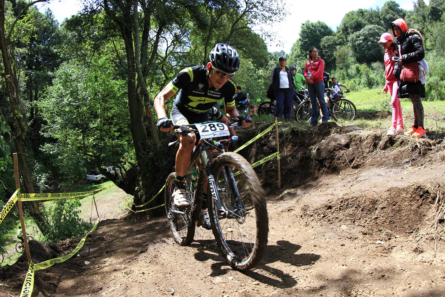 Competencia Ciclista Cross Montaña