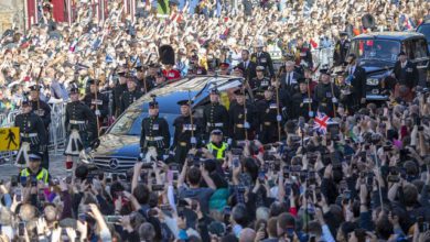 procesión fúnebre de la Reyna Isabel