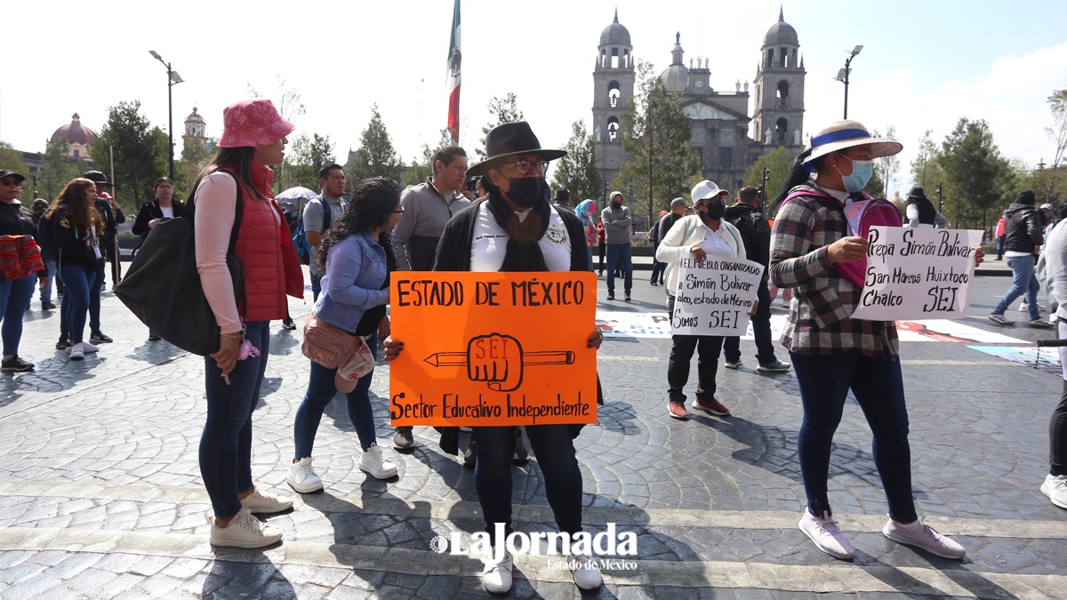 docentes-se-manifiestan-en-toluca