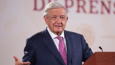 Andrés Manuel López Obrador acusó al Centro de Derechos Humanos Miguel Agustín Pro y a otras instituciones defensoras del tema no haber hecho gran trabajo en el pasado para ayudar. Foto: Presidencia