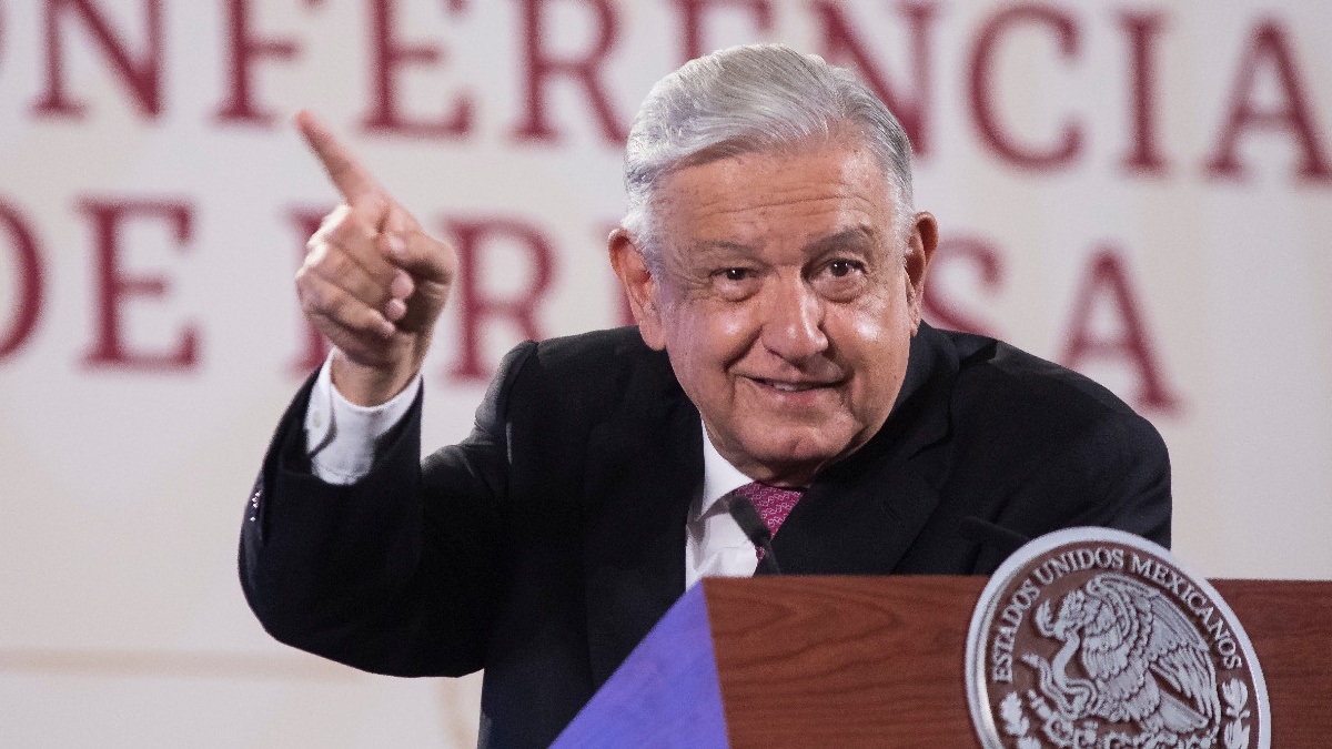 Pese a que Andrés Manuel López Obrador explicó que aún falta tiempo para poder resolver todos los problemas que arrastra el sistema de salud en México, señaló que hasta el momento 15 entidades se han adherido a la federalización de la atención de salud. Foto: Presidencia