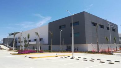 El mandatario dio nombres y reveló industrias que fueron beneficiados con la concesión de nueve hospitales bajo el esquema de asociación público-privada y que cuestan una cifra millonaria al erario. Foto: IMSS