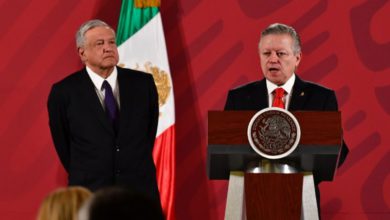 El Presidente Andrés Manuel López Obrador aseguró que la renuncia de ministro es cuestión de interpretación, y es que desde que ayer se dio la noticia, muchos fueron los rumores sobre sus intenciones de su salida. Foto: Captura