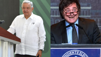 El Presidente Andrés Manuel López Obrador aseguró no estar de acuerdo con la elección del ultraderechista Javier Milei, sin embargo, aseguró que respeta lo que el pueblo argentino decidió. Fotos: Presidencia y La Jornada