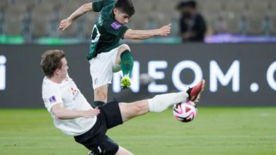 Foto de jugadores del León y Urawa Reds, que debutaron en el Mundial de Clubes.