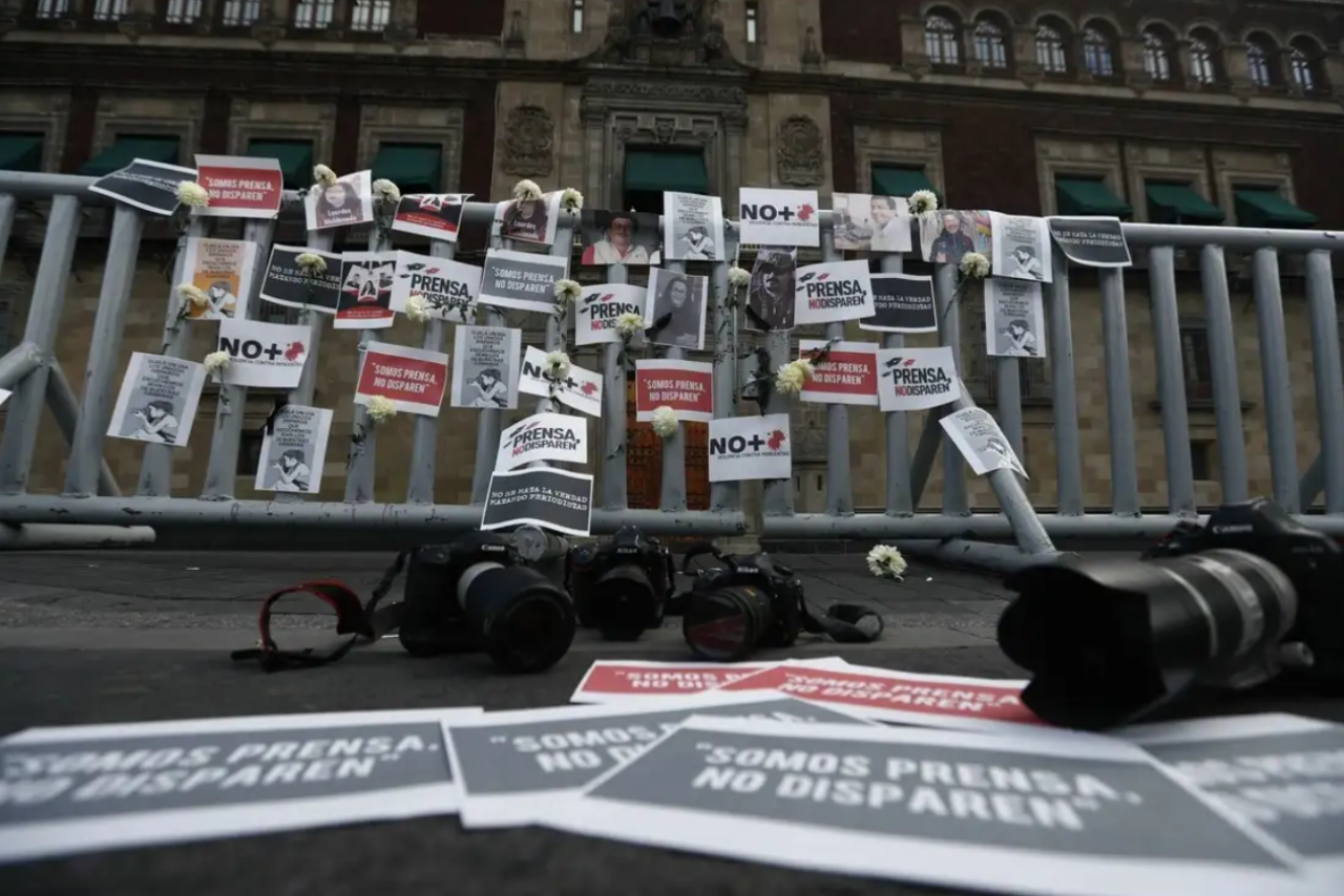 Foto de protestas de periodistas en México, cuyo 2024 se prevee violento.