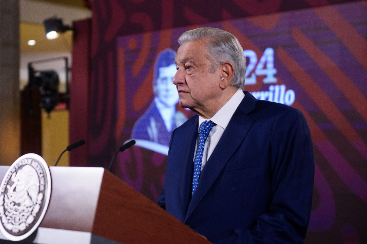 El Presidente Andrés Manuel López Obrador descalificó la cobertura mediática de la caída de una trabe, luego que la grúa fallara, en la construcción del llamado Tren El Insurgente. Foto: Presidencia