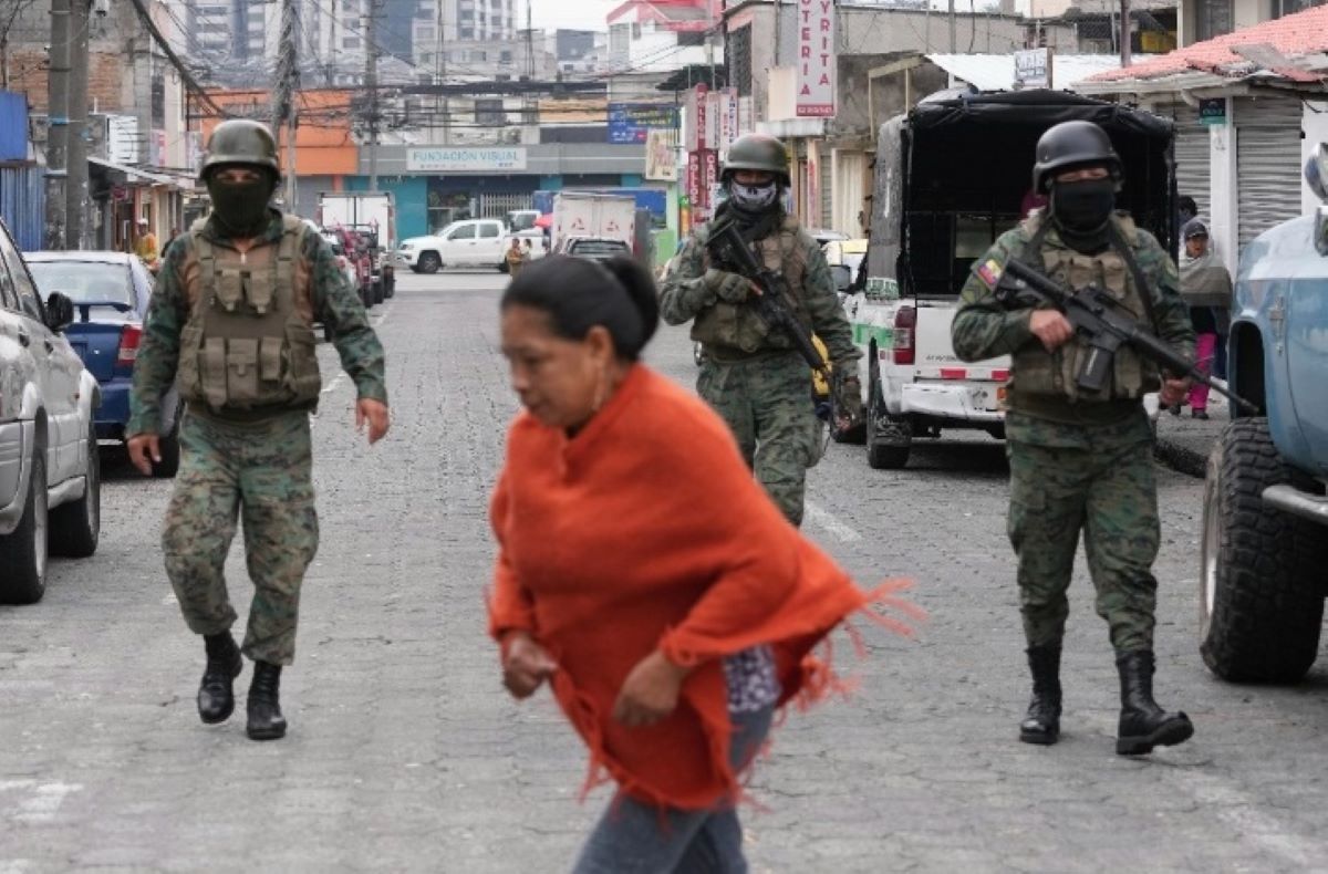 Andrés Manuel López Obrador condenó la situación de violencia que vive el país sudamericano y manifestó su solidaridad y apoyo al pueblo y al gobierno de dicha nación. Foto: La Jornada