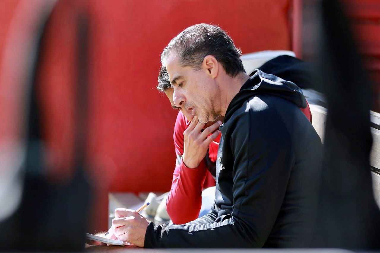 Foto de Renato Paiva, entrenador de Toluca.