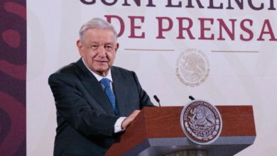 El Presidente Andrés Manuel López Obrador aseguró que la decisión de la Segunda Sala de la Suprema Corte de Justicia de la Nación, la cual echó abajo la Ley de la Industria Eléctrica, es por ambición. Foto: Presidencia