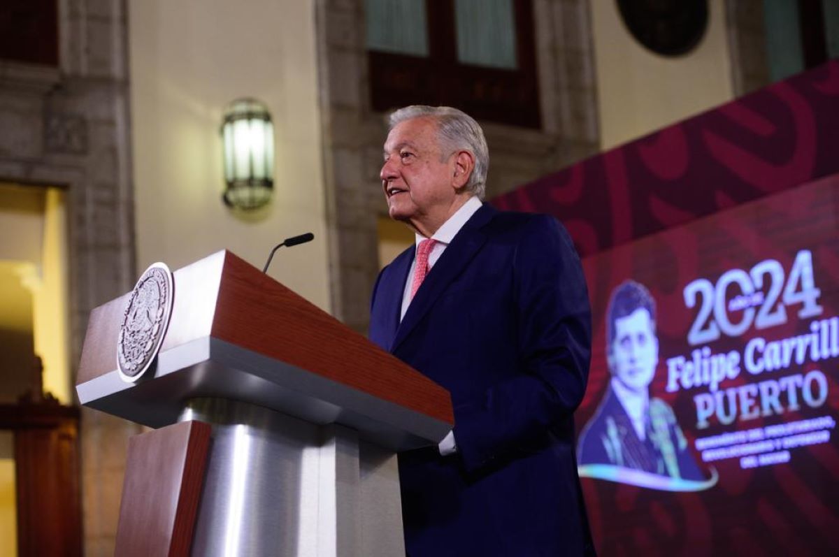 El Presidente Andrés Manuel López Obrador aseguró que con el Fondo del Bienestar se pretende compensar el daño que produjo a los trabajadores las reformas en materia de pensiones que hicieron Ernesto Zedillo y Felipe Calderón. Foto: Presidencia.