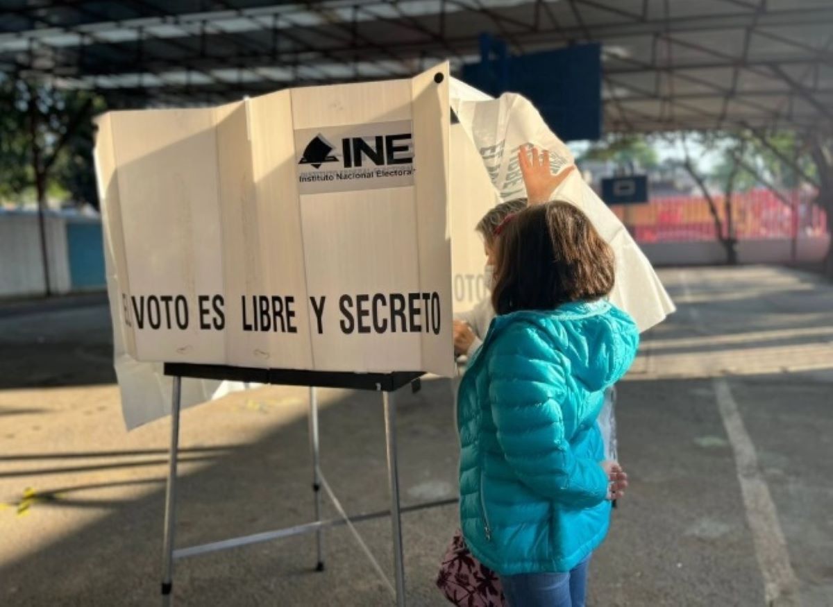 Sin embargo, las dudas surgen, porque no se sabe si se considera festivo o inhábil y cuánto se debe de pagar a quienes laboren este próximo domingo 2 de junio. Foto: La Jornada.